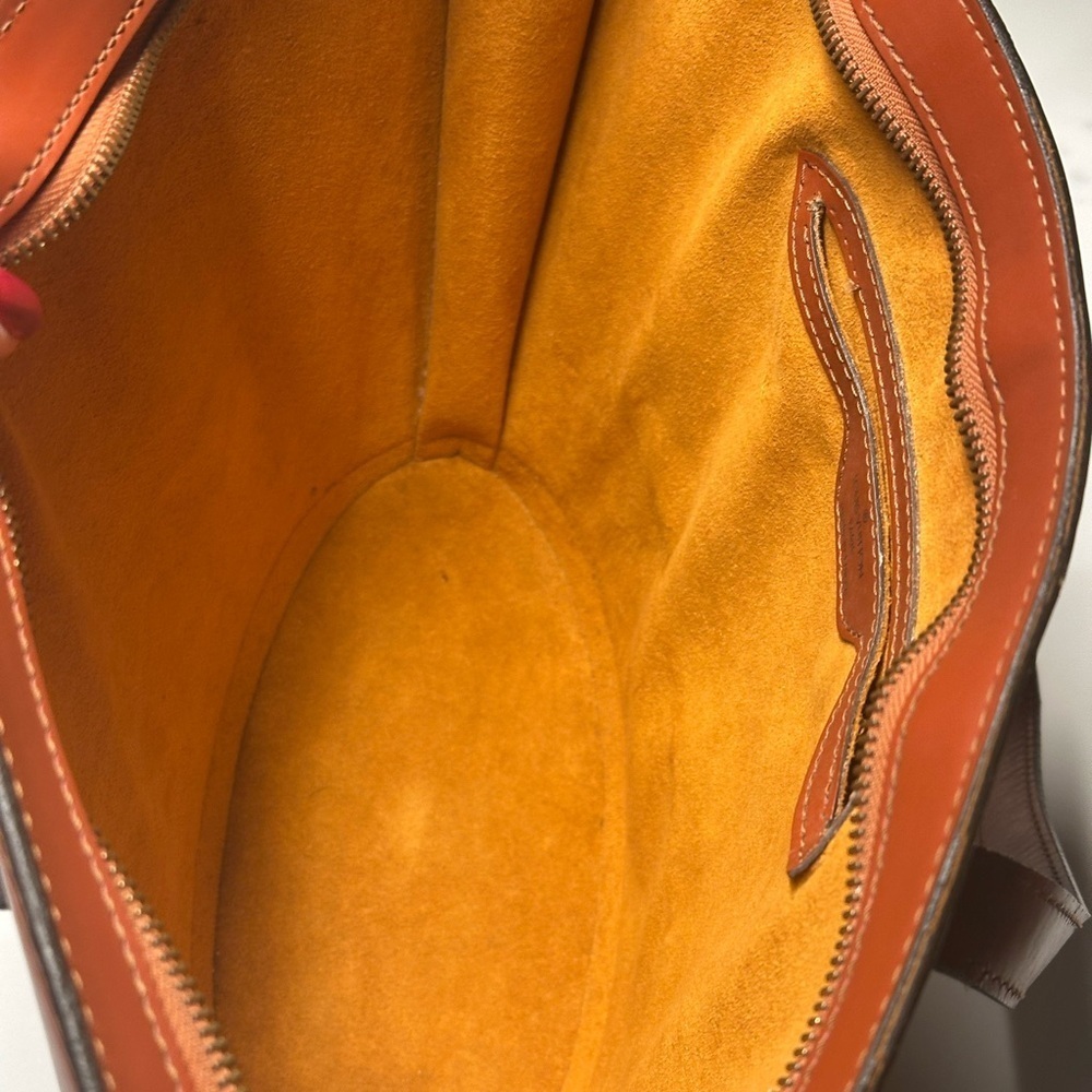 Louis Vuitton Saint Jacques Epi Tote + COA - Picture 11 of 14
